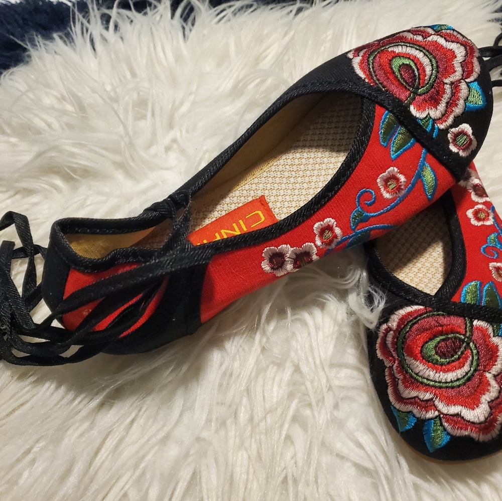 Embroidered Red Floral Flats - Picture 3 of 6